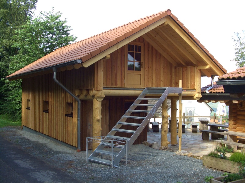 Eisenberghütte Goldhausen mit neuem Blockhausanbau